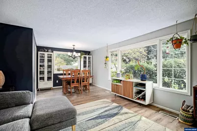 1878 Joseph St S, Salem, OR 97302 - Photo 9