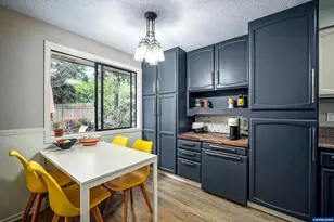 1878 Joseph St S, Salem, OR 97302 - Photo 17