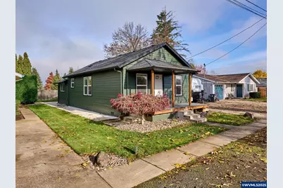 1006 Well St, Silverton, OR 97381 - Photo 3