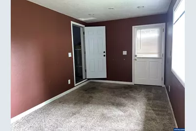 1083 N Douglas Av, Stayton, OR 97383 - Photo 15