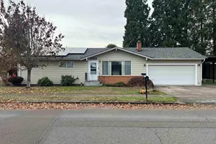 1083 N Douglas Ave, Stayton, OR 97383 - Photo 1