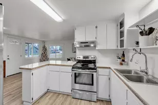 184 Greenwood Dr, Jefferson, OR 97352 - Photo 11