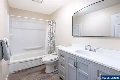 375 N 6th St, Harrisburg, OR 97446 - Photo 33