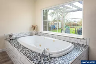 375 N 6th St, Harrisburg, OR 97446 - Photo 25