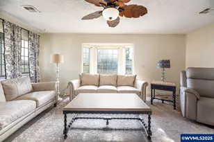 375 N 6th St, Harrisburg, OR 97446 - Photo 9