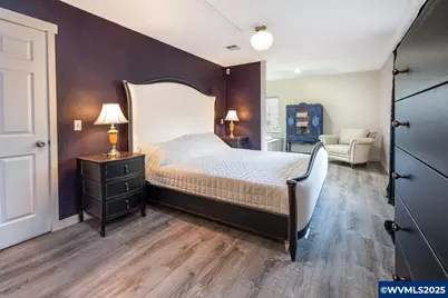 375 N 6th St, Harrisburg, OR 97446 - Photo 23