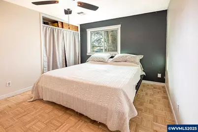 375 N 6th St, Harrisburg, OR 97446 - Photo 35