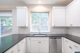 5551 Crossler Meadow Lp SE, Salem, OR 97306 - Photo 19