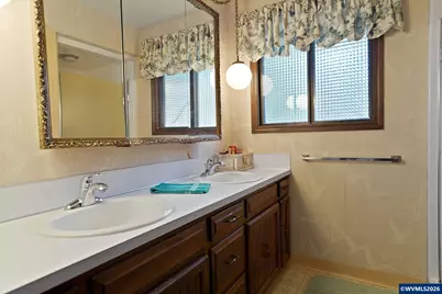 1650 NW Springhill Dr, Albany, OR 97321 - Photo 29