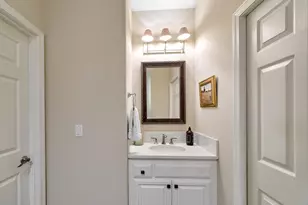 1380 Ranier Lp NW, Salem, OR 97304 - Photo 19