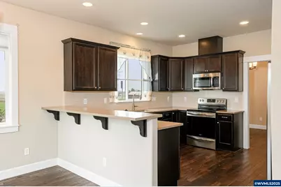 368 Sunset Ln N, Monmouth, OR 97361 - Photo 17