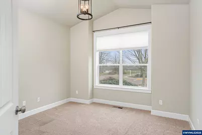 368 Sunset Ln N, Monmouth, OR 97361 - Photo 7