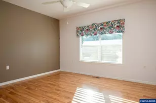 1273 SE 4th Ave, Mill City, OR 97360 - Photo 25