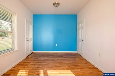 1273 SE 4th Av, Mill City, OR 97360 - Photo 29