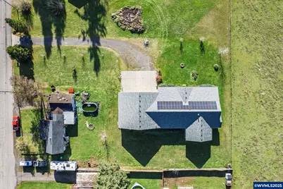 1273 SE 4th Av, Mill City, OR 97360 - Photo 31