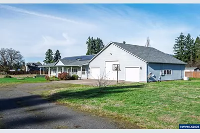 1273 SE 4th Av, Mill City, OR 97360 - Photo 7