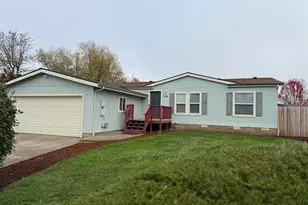 1924 SE Virginia Dr, Dallas, OR 97338 - Photo 3