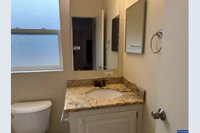 1924 SE Virginia Dr, Dallas, OR 97338 - Photo 23