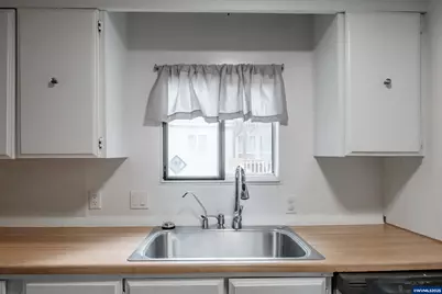 5050 Columbus #63 St SE, Albany, OR 97322 - Photo 11