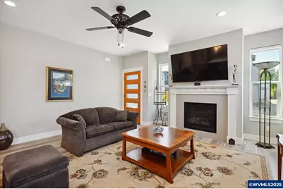 1250 29th St, Hood River, OR 97031 - Photo 15