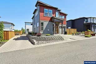 1250 29th St, Hood River, OR 97031 - Photo 3