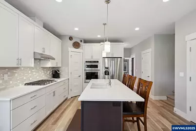 1250 29th St, Hood River, OR 97031 - Photo 21