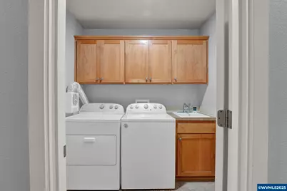 2170 Bobcat Av SW, Albany, OR 97321 - Photo 27