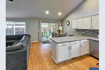 1353 Jodi Dr, Silverton, OR 97381 - Photo 15