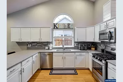 1353 Jodi Dr, Silverton, OR 97381 - Photo 17