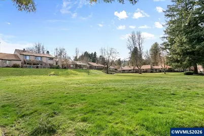6660 Huntington Cir S, Salem, OR 97306 - Photo 43