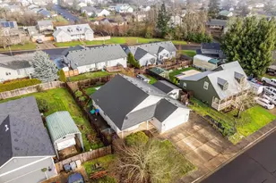 186 NW Elderberry Ln, Dallas, OR 97338 - Photo 37