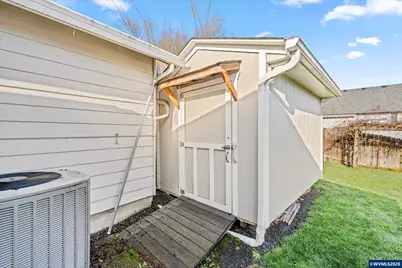 186 NW Elderberry Ln, Dallas, OR 97338 - Photo 31