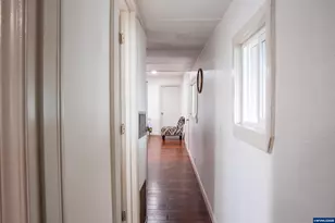 11803 SE Division St, Portland, OR 97209 - Photo 13