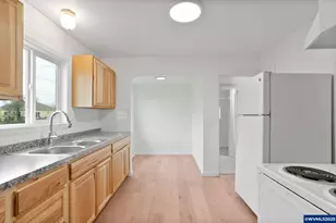 1405 Calapooia St SW, Albany, OR 97321 - Photo 15