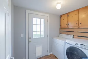 329 Church St, Jefferson, OR 97352 - Photo 19