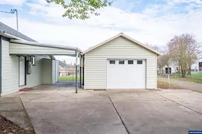 329 Church St, Jefferson, OR 97352 - Photo 31