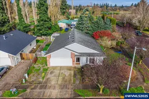 2367 Dorsey Dr, Hubbard, OR 97032 - Photo 3