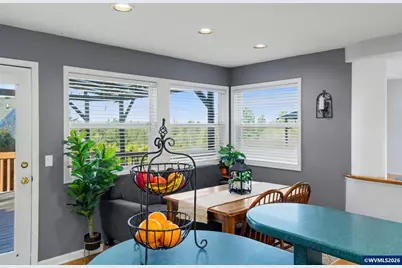 1683 Skyway St S, Salem, OR 97302 - Photo 17