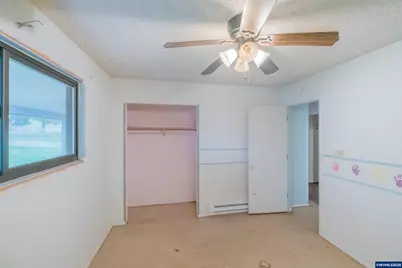 39142 Loma Dr, Scio, OR 97374 - Photo 21