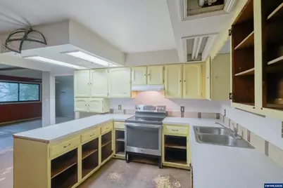 39142 Loma Dr, Scio, OR 97374 - Photo 15