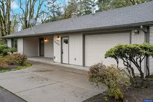 16695 Dancing Fox Ln, Silverton, OR 97381 - Photo 3