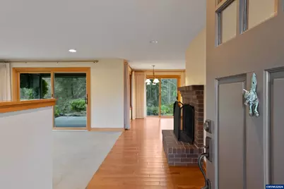 16695 Dancing Fox Ln, Silverton, OR 97381 - Photo 7