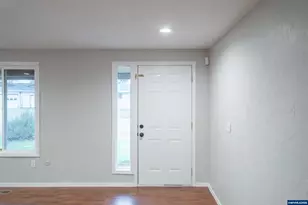 2801 Davidson St SE, Albany, OR 97322 - Photo 9