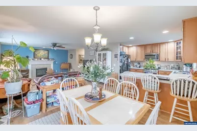 4145 Winners Circle Av SE, Albany, OR 97322 - Photo 5