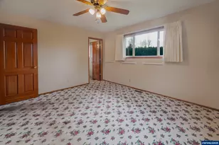 4290 Ivory Way NE, Salem, OR 97305 - Photo 17