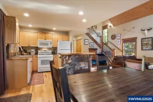 141152 Crescent Moon Dr, Crescent Lake, OR 97733 - Photo 7