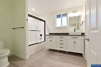 715 19th St SE, Salem, OR 97301 - Photo 23