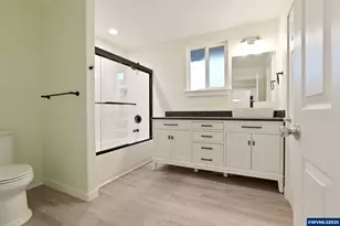 715 19th St SE, Salem, OR 97301 - Photo 23