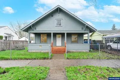 715 19th St SE, Salem, OR 97301 - Photo 1