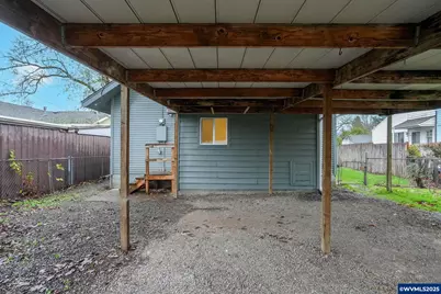 715 19th St SE, Salem, OR 97301 - Photo 27